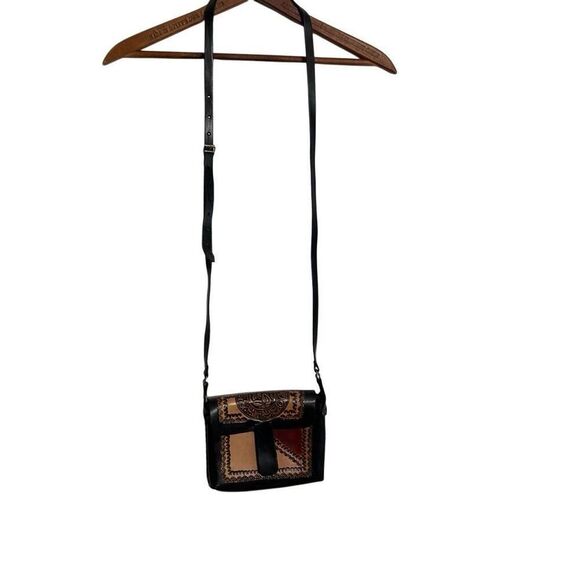 Leather Embossed Floral Western Style Handmade Mexico Crossbody Bag Black Tan - Picture 1 of 10